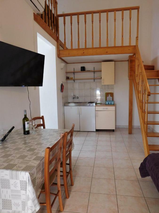 Charming Apartment Karlo Betina  Luaran gambar
